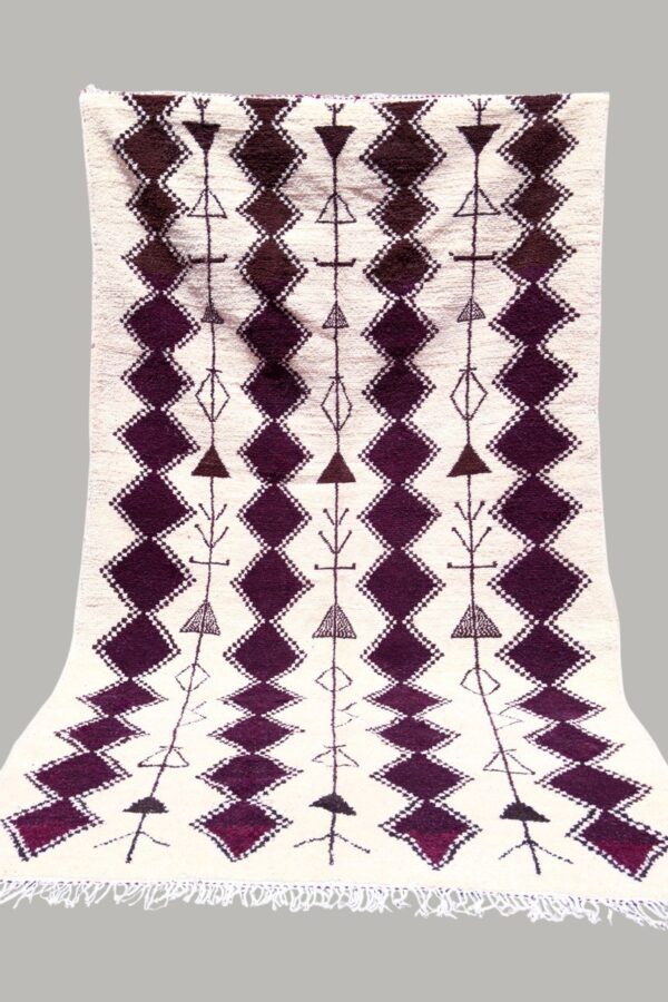 Berber Azilal handmade wool, creamy with brown design rug 320cm/190cm