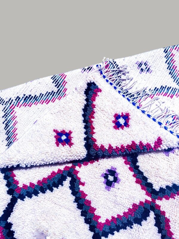 Berber Azilal handmade wool rug 340cm/195cm - Image 3